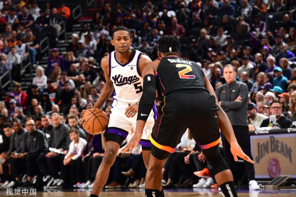 被对手牢牢 被对手牢牢