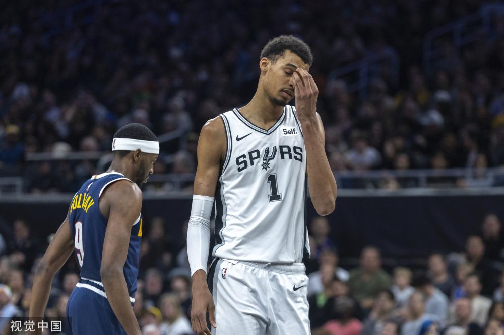 而在多人联 而在多人联