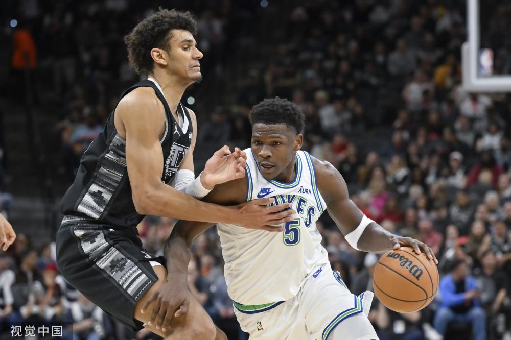 赛场情绪与 赛场情绪与