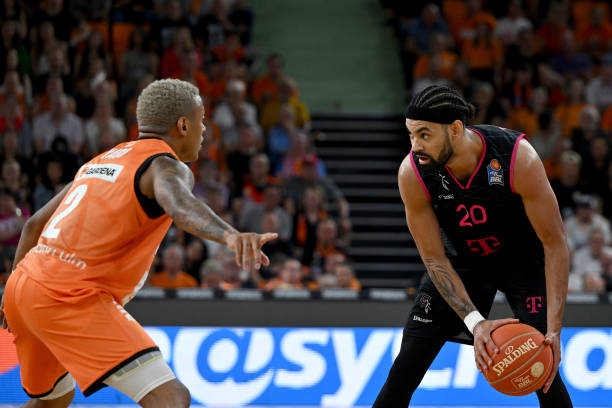 巨大讨论 巨大讨论