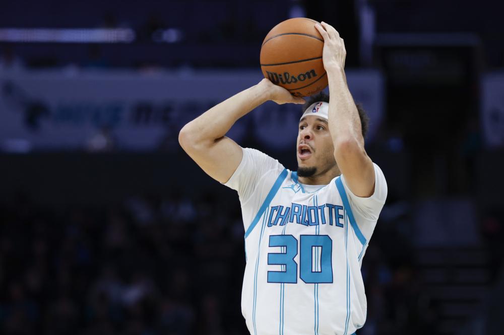 多纳鲁马出 多纳鲁马出